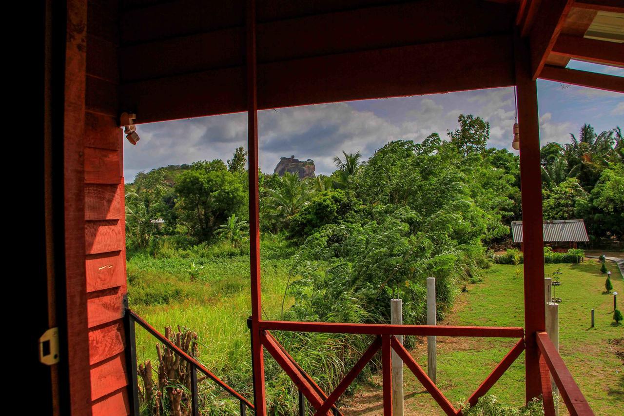 Hotel Sigiri Royal Point Tree House Sigiriya Exterior foto