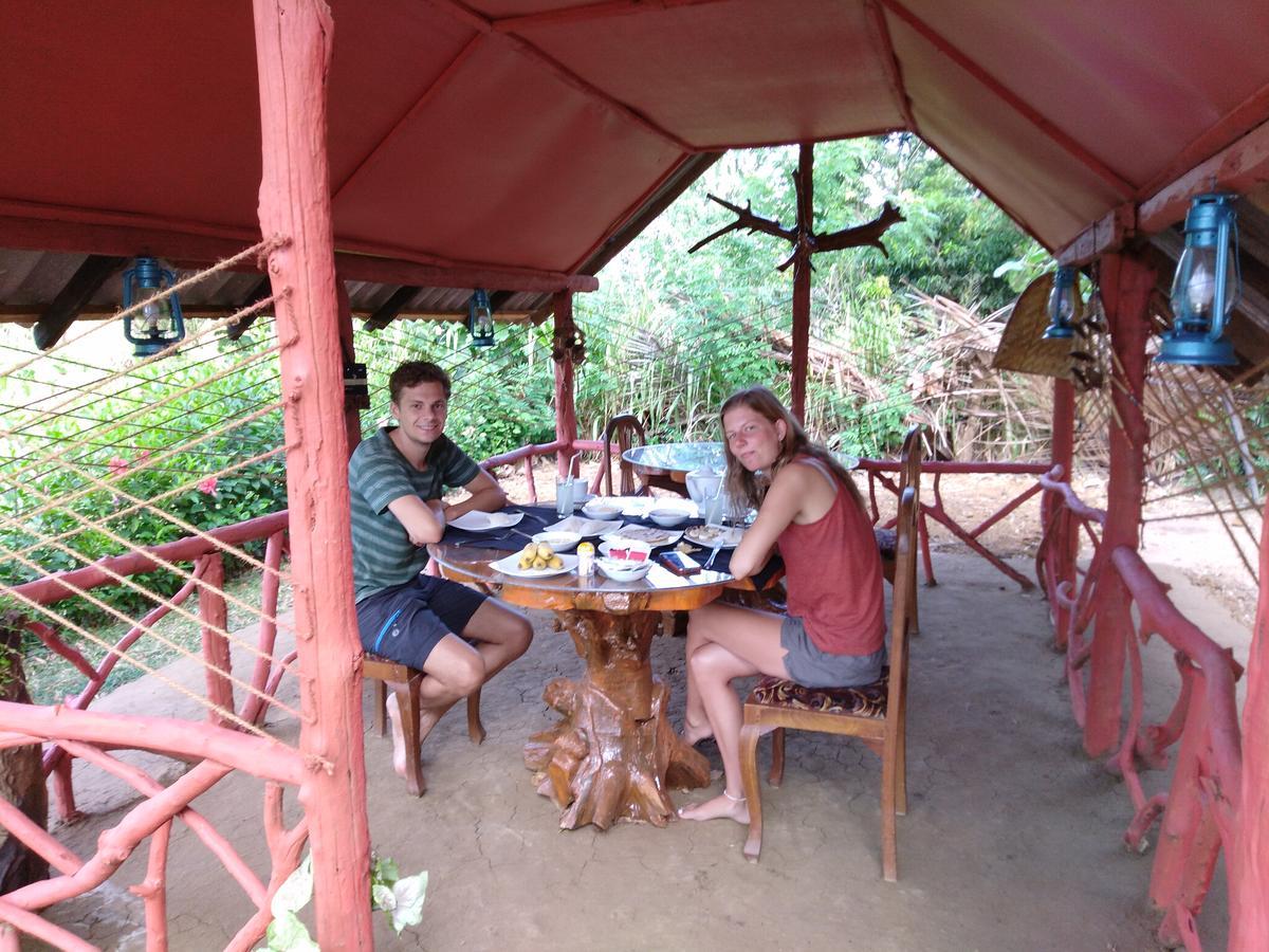 Hotel Sigiri Royal Point Tree House Sigiriya Exterior foto